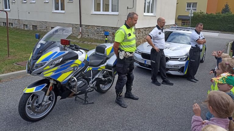 10.9. 2024 Policie ve školce